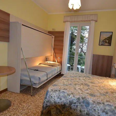 Ruscello Szálloda Baveno